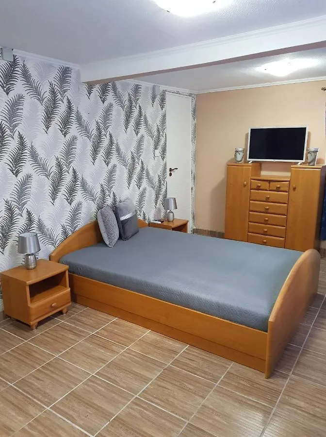 Bed & Breakfast Airport16 Bed And Breakfast Budapest